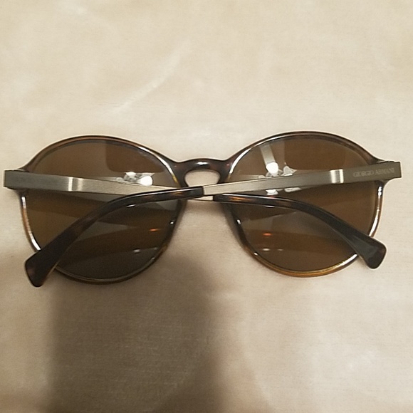 Giorgio Armani sunglasses - Picture 7 of 8